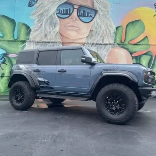 2024-Ford-Bronco