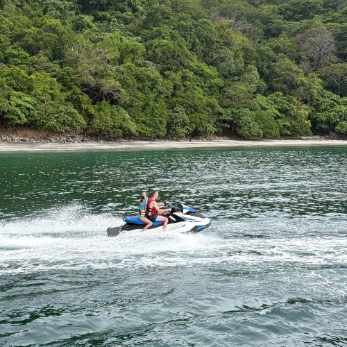 Catamaran Lagoon 42 Tour