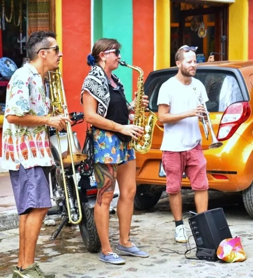 Experience-the-unique-vibe-of-Sayulita-11