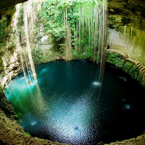 Ik-Kil-Cenote-chichen