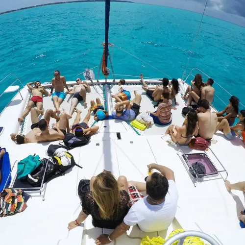 islamujeres_catamaran-1500x1000